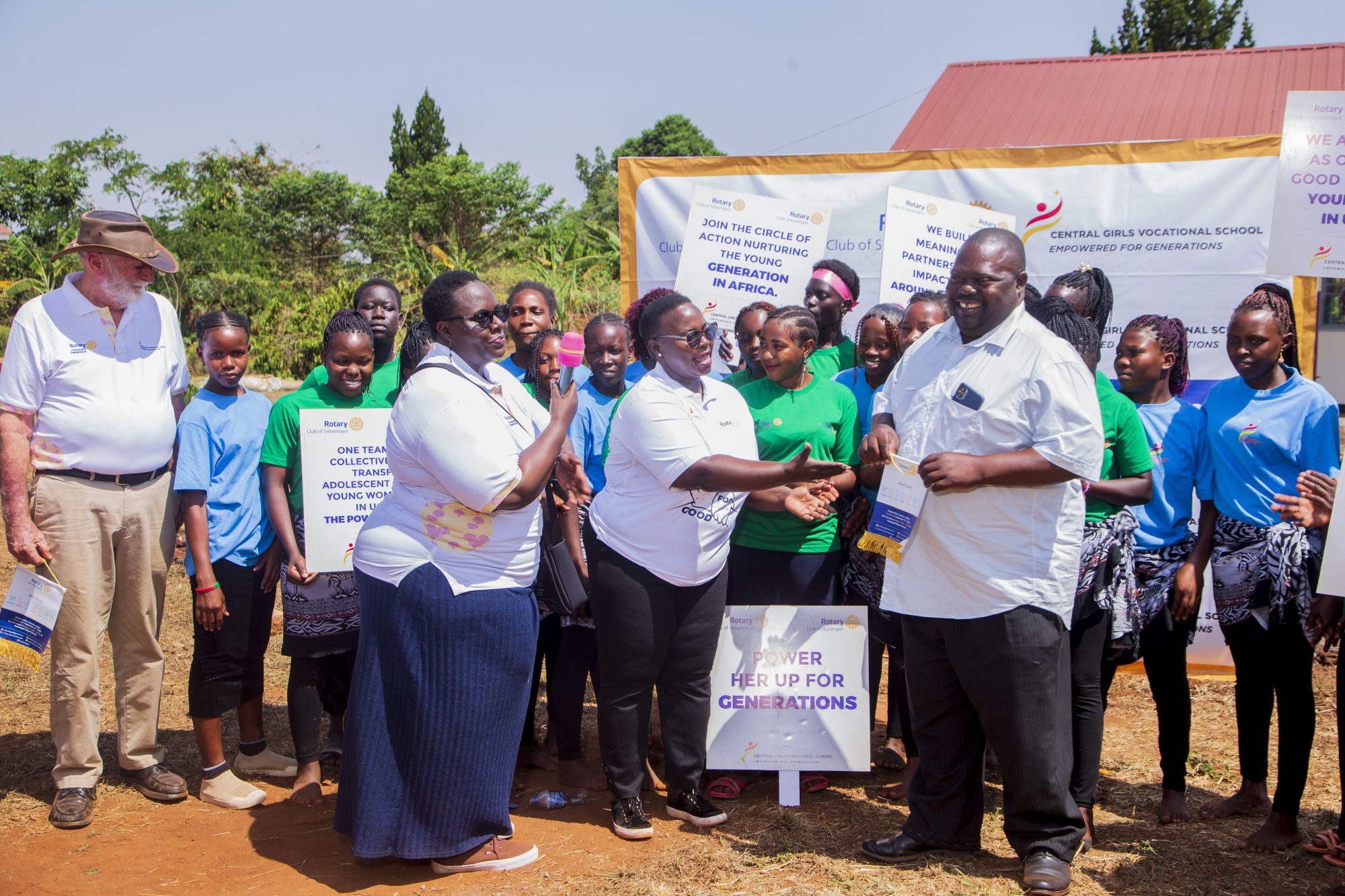 Central Girls Vocational School — campus and community photo